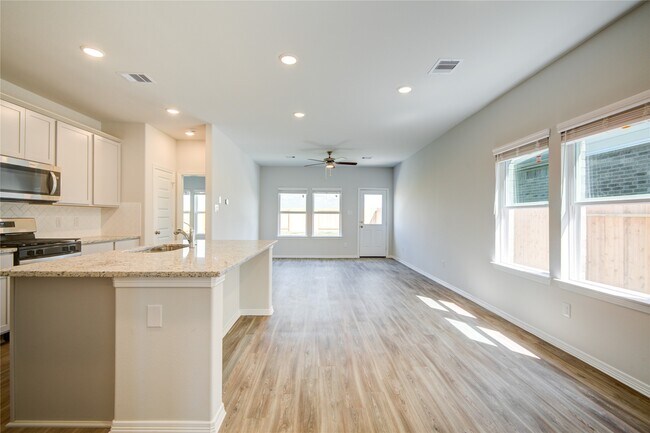 Building Photo - 5722 Fresh View Ct