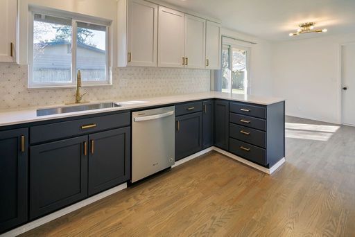 Building Photo - Adorable 3 bedroom Lynnwood rambler