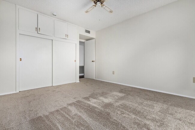 Building Photo - 14022 Whispering Lake Dr