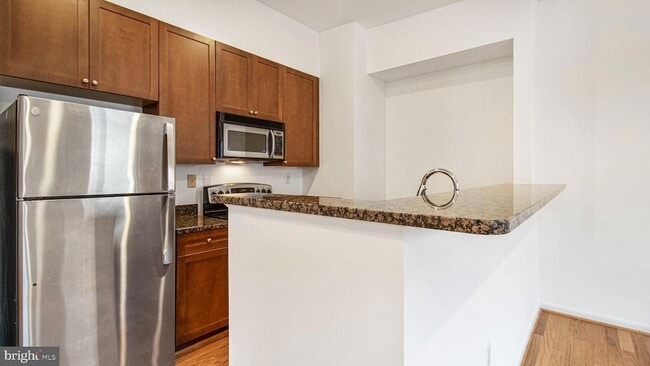 Building Photo - 1501 27th St SE