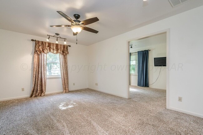 Building Photo - 7518 Lamount Dr