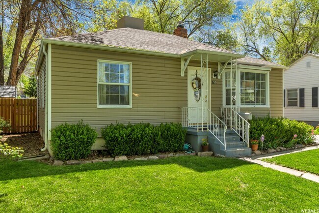 Primary Photo - 519 Utah Ave