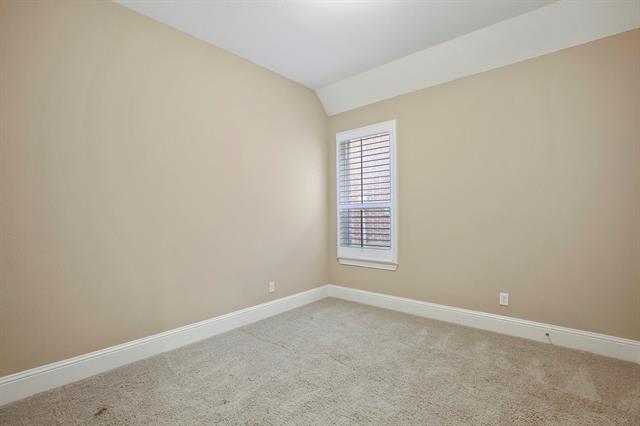 Building Photo - 13732 Eleanor Ave