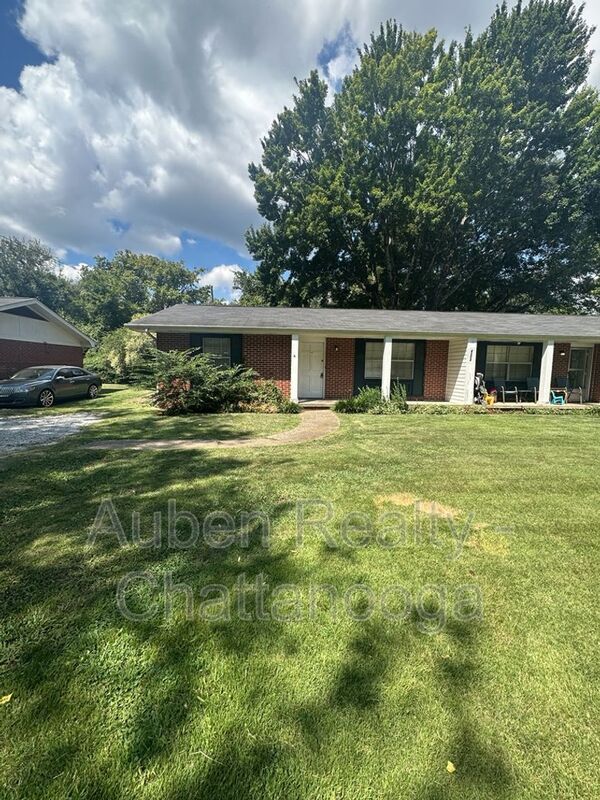 Building Photo - 4203 Davis Ln