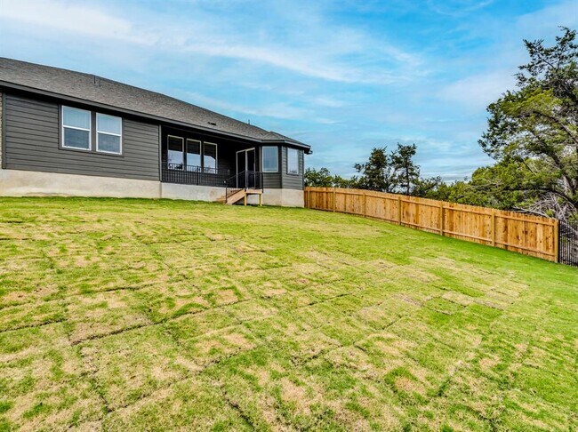 Building Photo - 260 Cathedral Mountain Dr