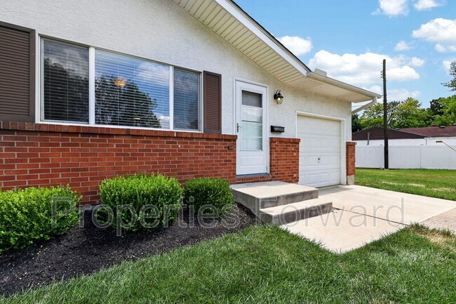 Building Photo - 3127 Thomas Ave