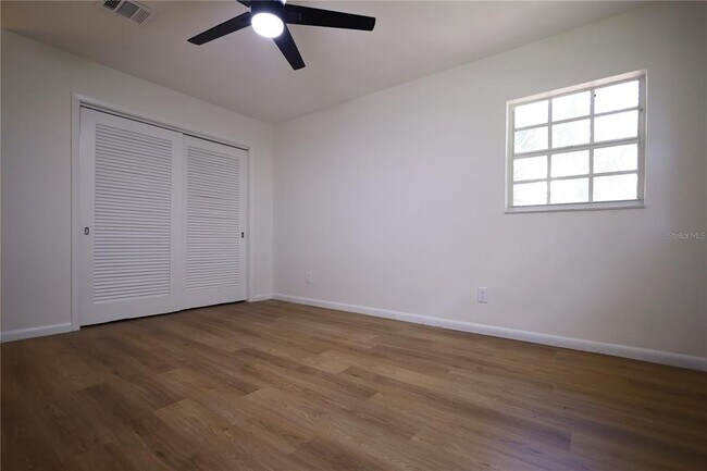 Building Photo - 4115 W Platt St