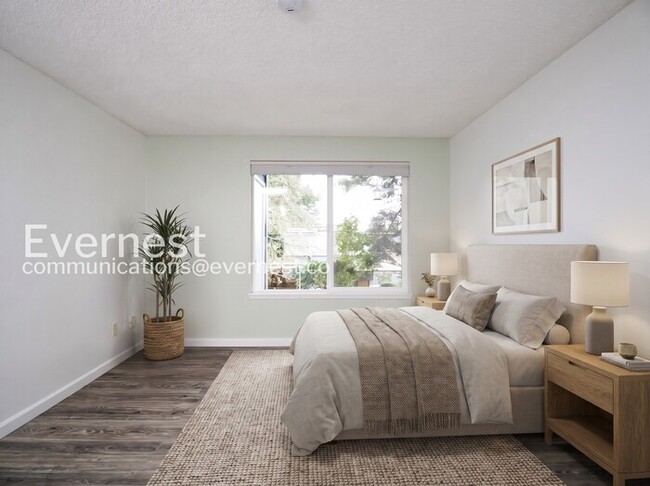 Building Photo - 1 Bed, 1 Bath Condo with Carport / Vouchers Accepted