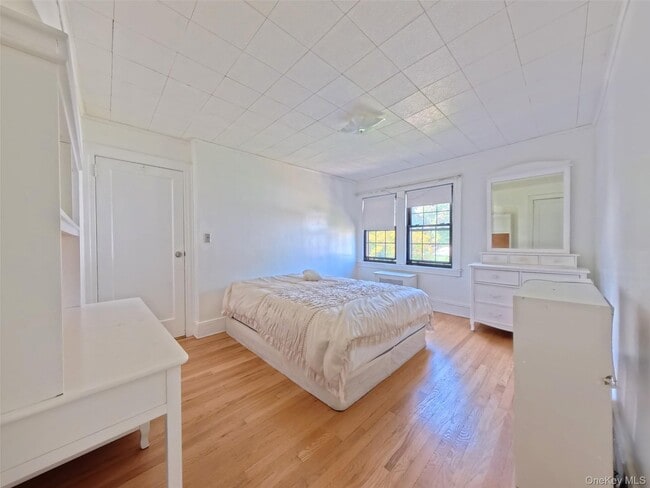 Building Photo - 398 Bauer Pl