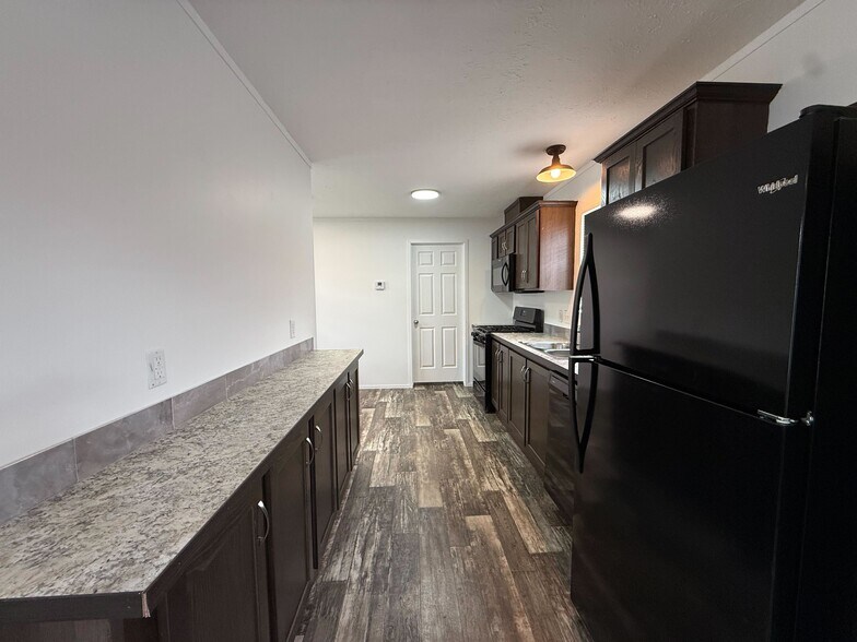 Building Photo - 11719 Cascade Cir