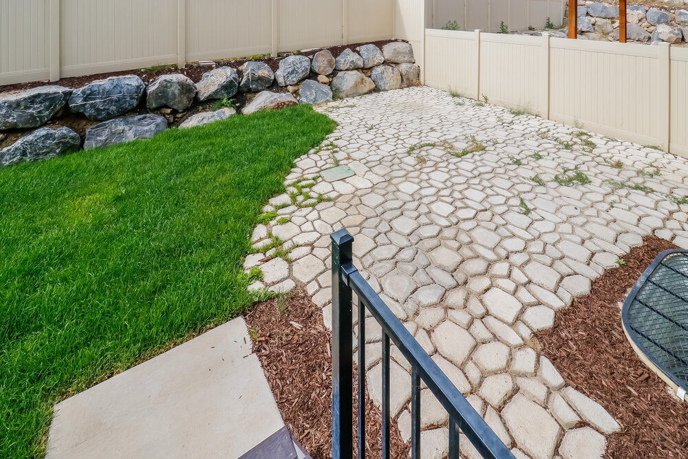 Building Photo - 3023 S Willow Creek Dr