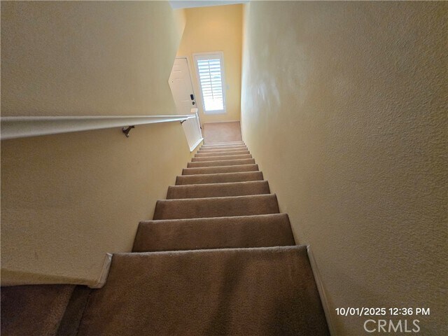 Building Photo - 17871 Shady View Dr