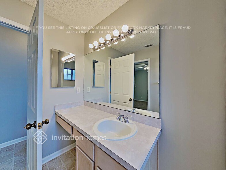 Building Photo - 762 Port Wine Ln