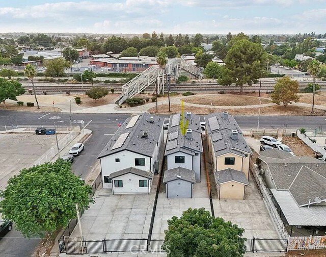 Building Photo - 10422 Graham Ave