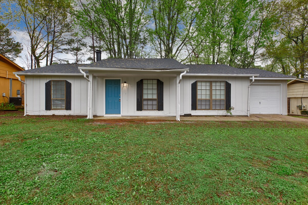 Building Photo - 3909 Fair Oak Ln SW