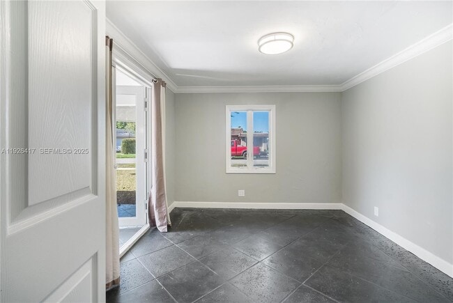 Building Photo - 8172 NW 67th Ave