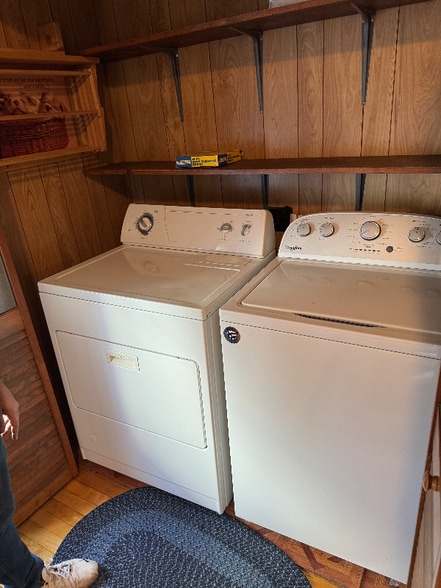 Building Photo - 3 Ingleside Ave