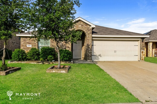 Building Photo - 1321 Basswood Ln