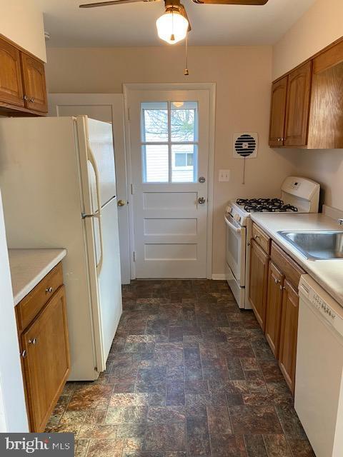 Building Photo - 2503 Lakewood Ct