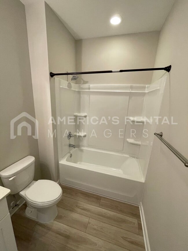 Building Photo - Roomy Home for Rent in Cullman, AL…6 Foot Privacy Fence. COMING SOON!