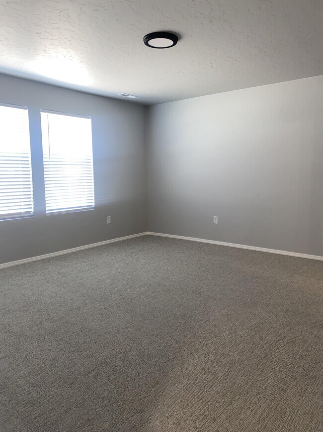 Building Photo - 1415 Carrol Town Wy