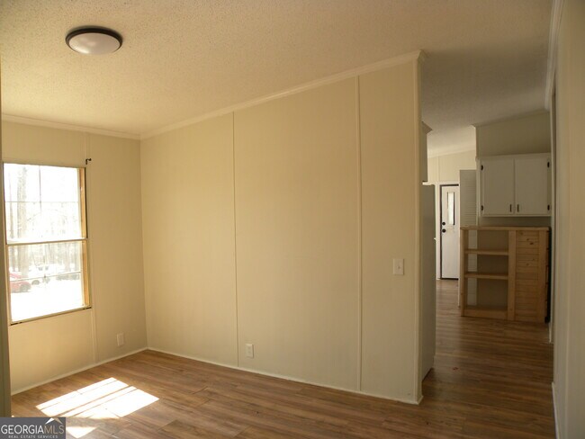 Building Photo - 297 Bell Acres Rd