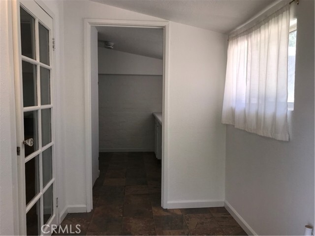 Building Photo - 845 3rd St