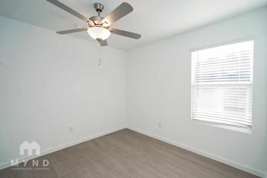 Building Photo - 10132 Dalgreen Cir