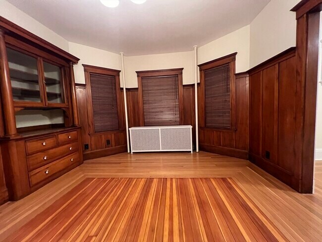 Building Photo - 67 Commonwealth Rd