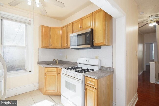 Building Photo - 3118 Haverford Ave