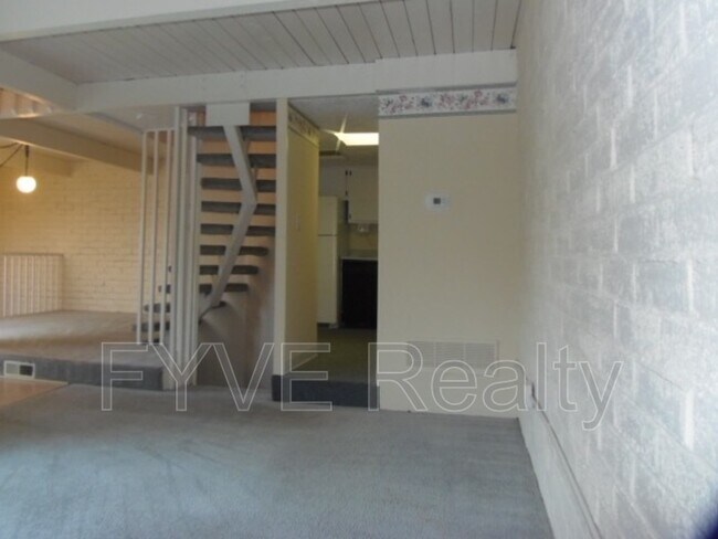 Building Photo - 751 Worthington Forest Pl
