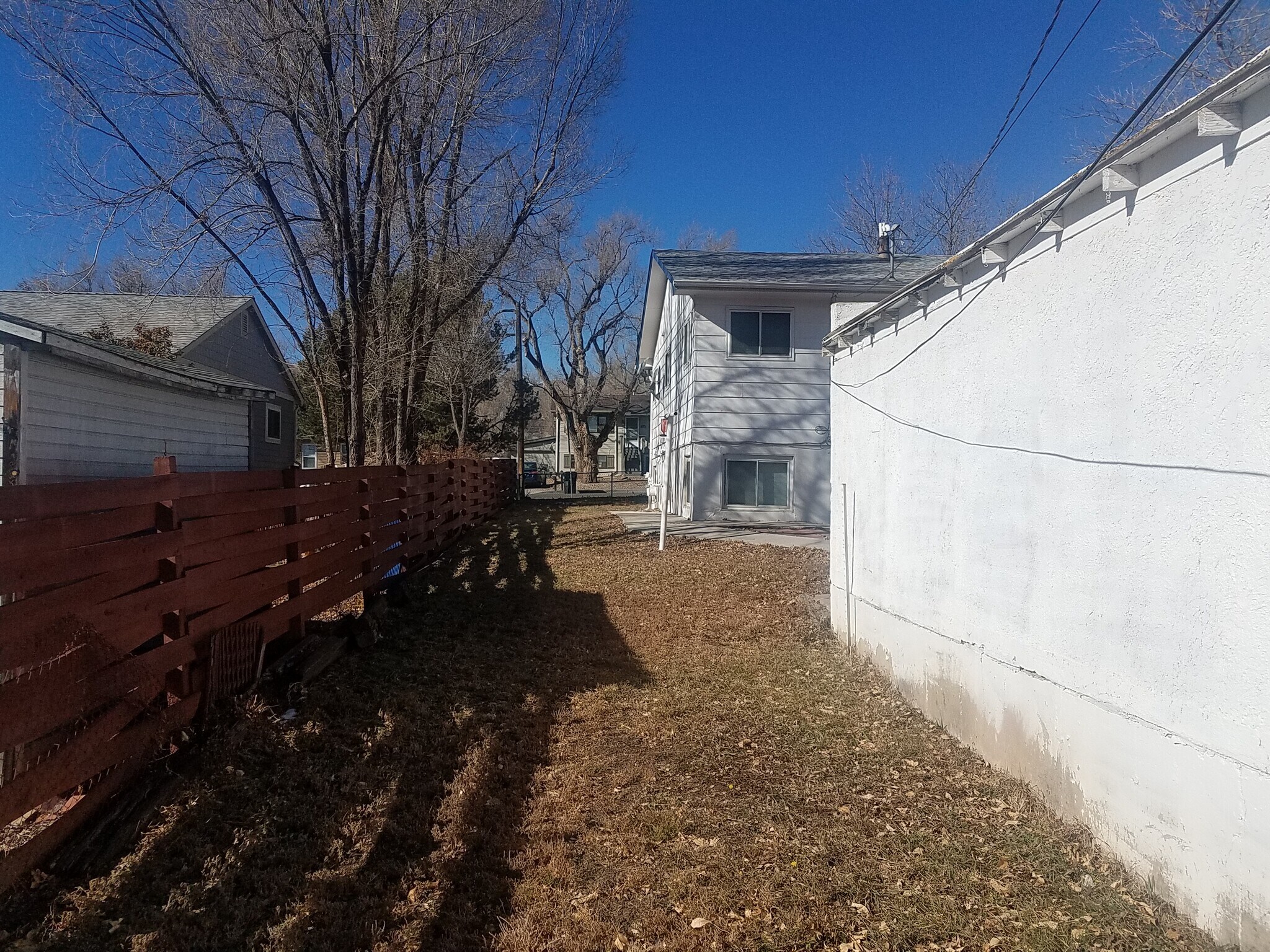 Building Photo - 2221 Cooper Ave