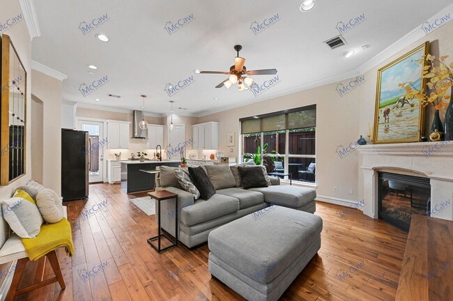 Building Photo - 5211 Mission Ave