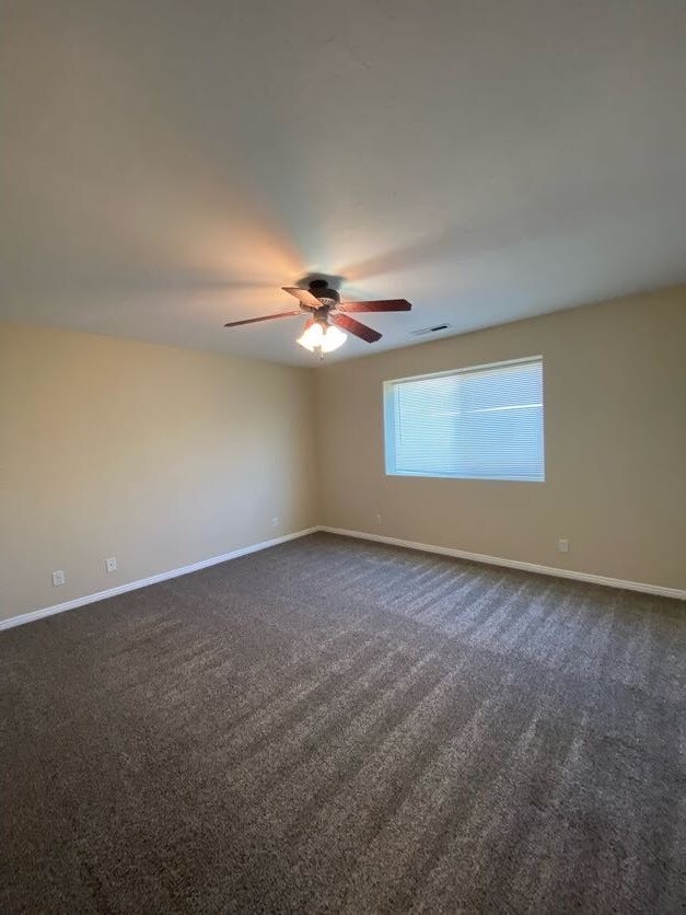 Building Photo - 1148 Northfield Rd