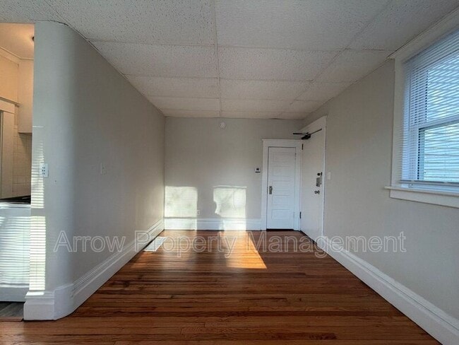 Building Photo - 1400 Garfield St