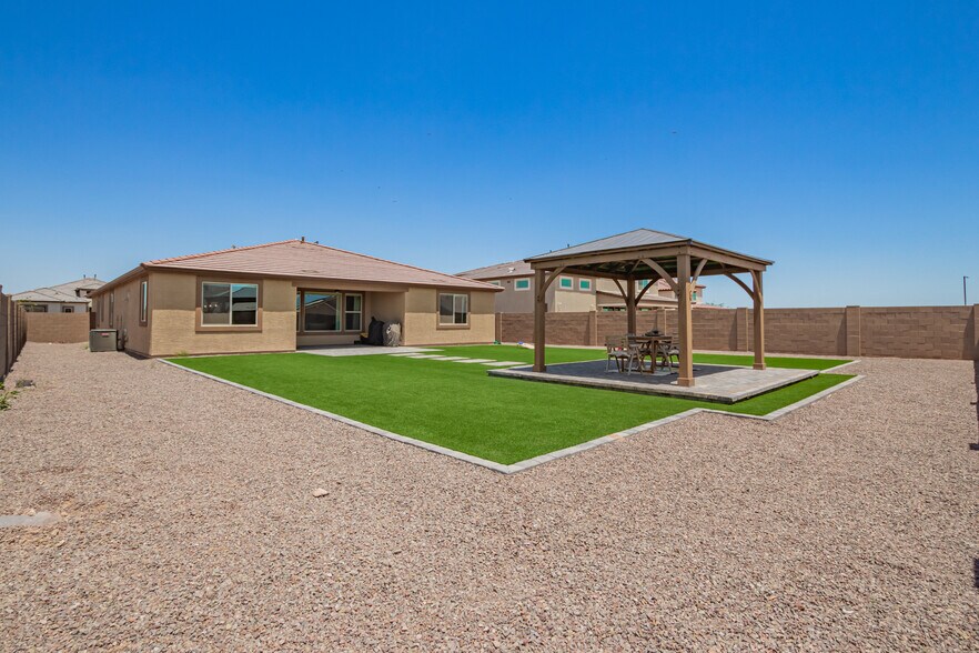 Building Photo - 18549 W Seldon Ln