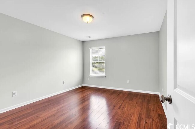 Building Photo - 4462 Marshwood Dr