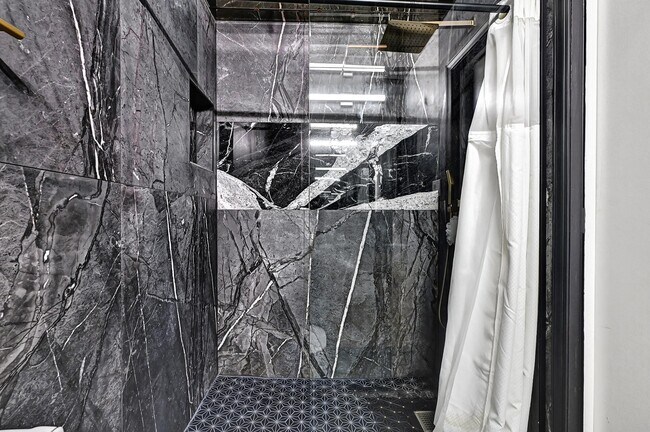 Building Photo - 2100 Commonwealth St