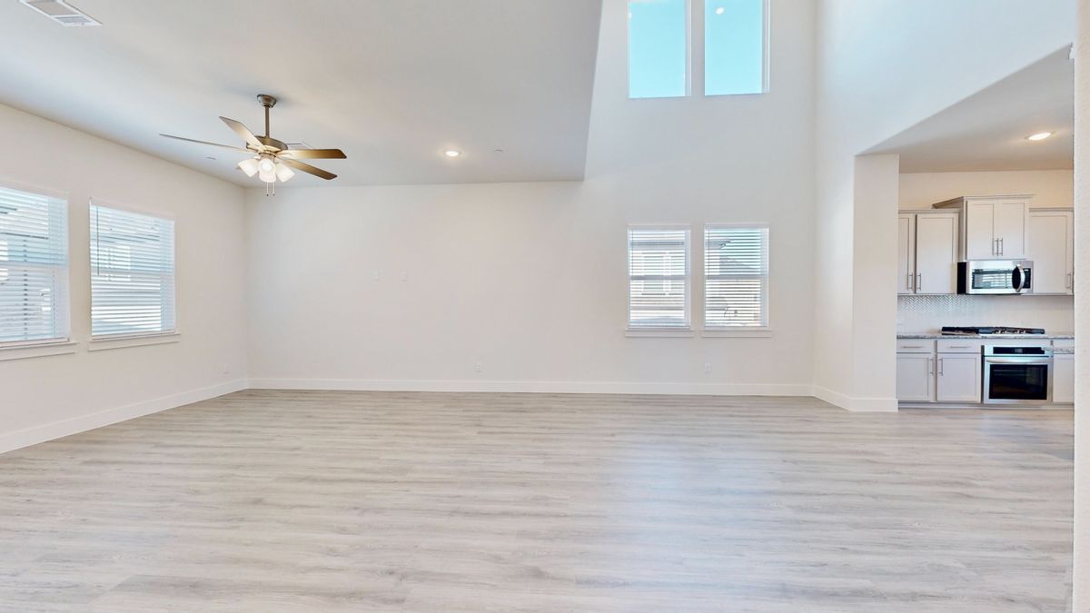 Building Photo - 833 Concan Dr