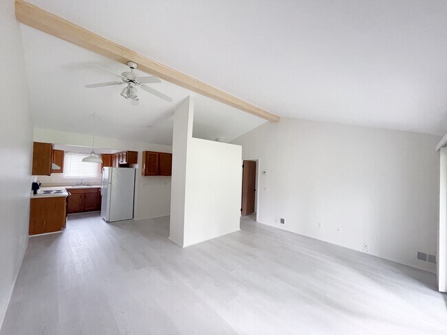 Building Photo - 29711 Pendleton Club Dr