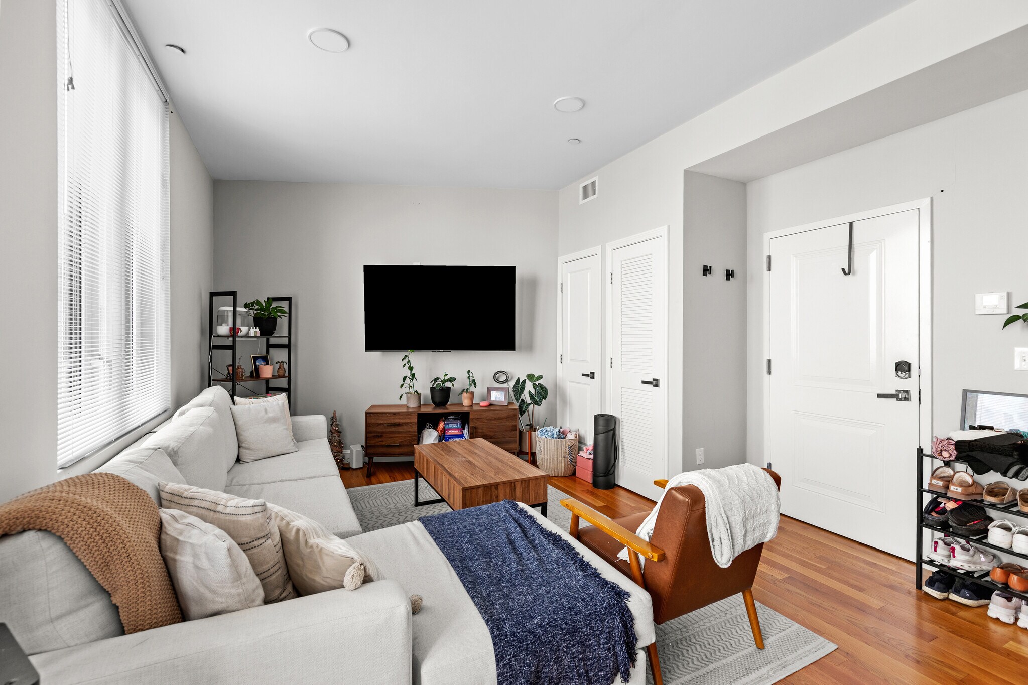 Living Room - 10 Taber St