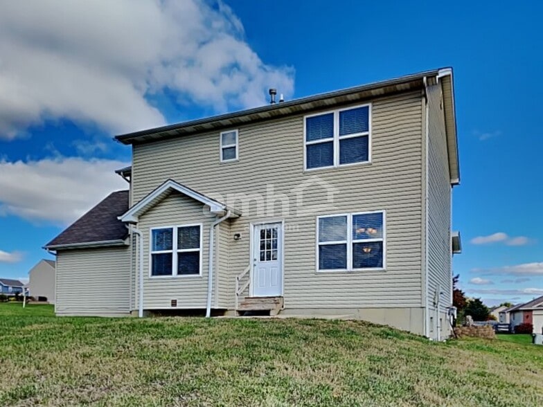 Building Photo - 8133 Darlene Ter