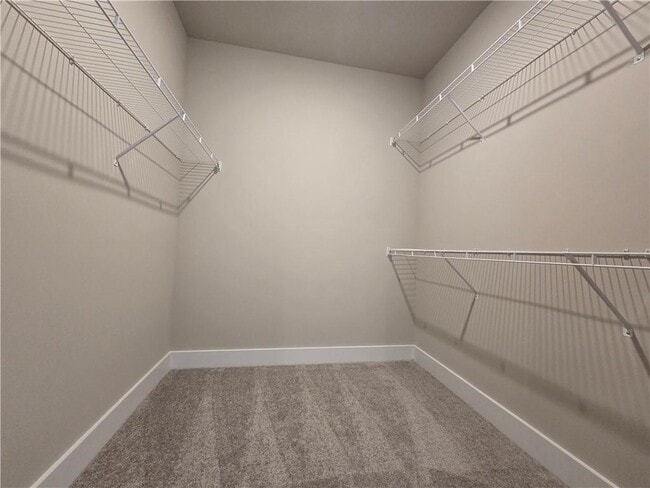 Building Photo - 6 Rock Pk Wy