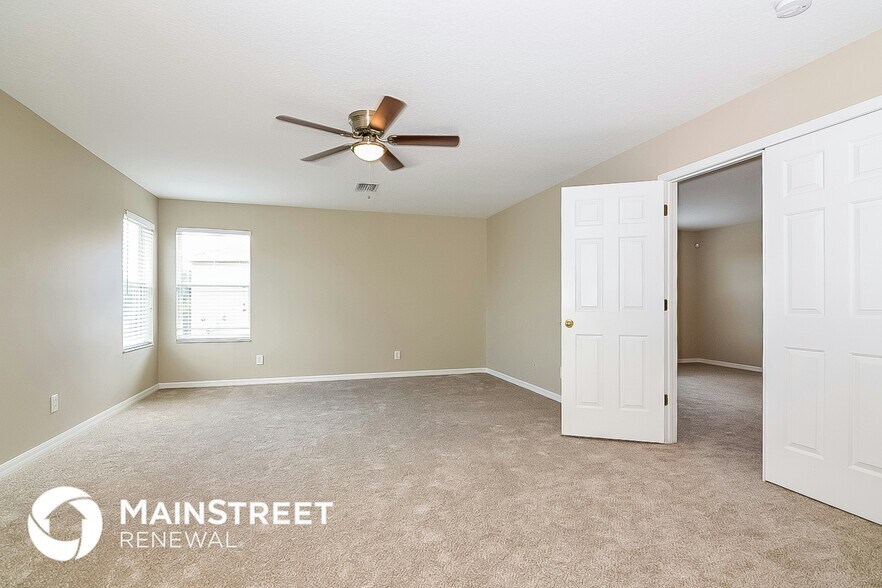 Building Photo - 11157 Golden Silence Dr