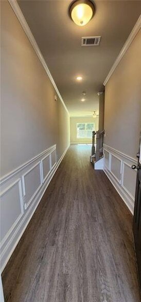 Building Photo - 1476 Fern Ridge Ln