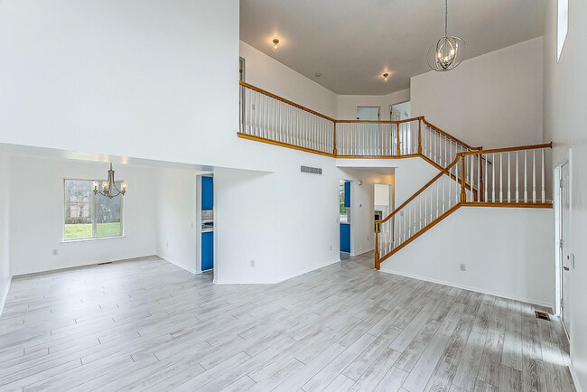 Building Photo - 1563 Scio Ridge Rd