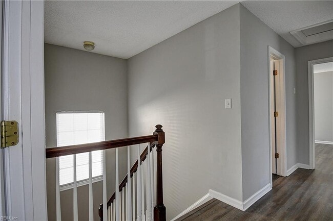 Building Photo - 3504 Fontwell Ct