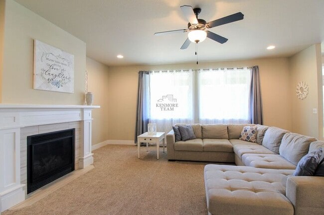 Building Photo - 4326 S Anderson Pl