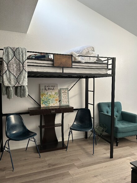 Building Photo - 7243 Balkis Ln