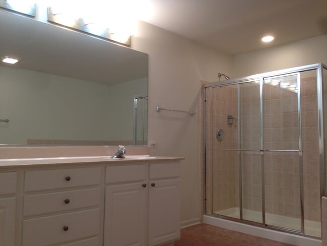 Building Photo - 8217 Lincoln Ave